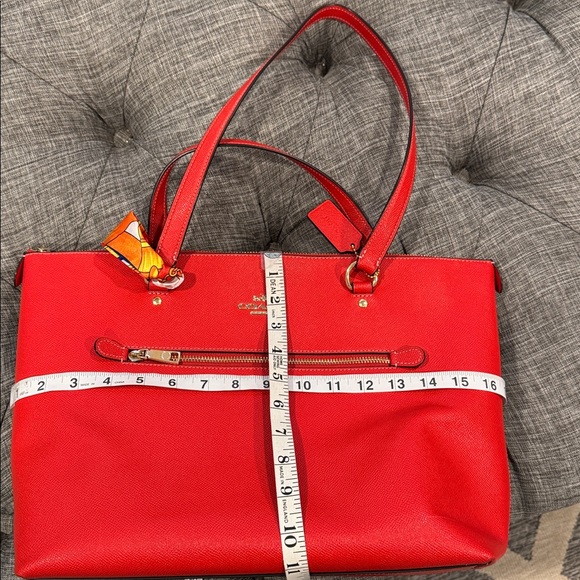 Coach Tote Gallery Large Red Leather Zip Bag - Picture 17 of 17